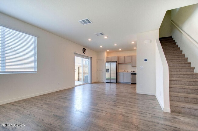 Building Photo - 604 Selene Moon St