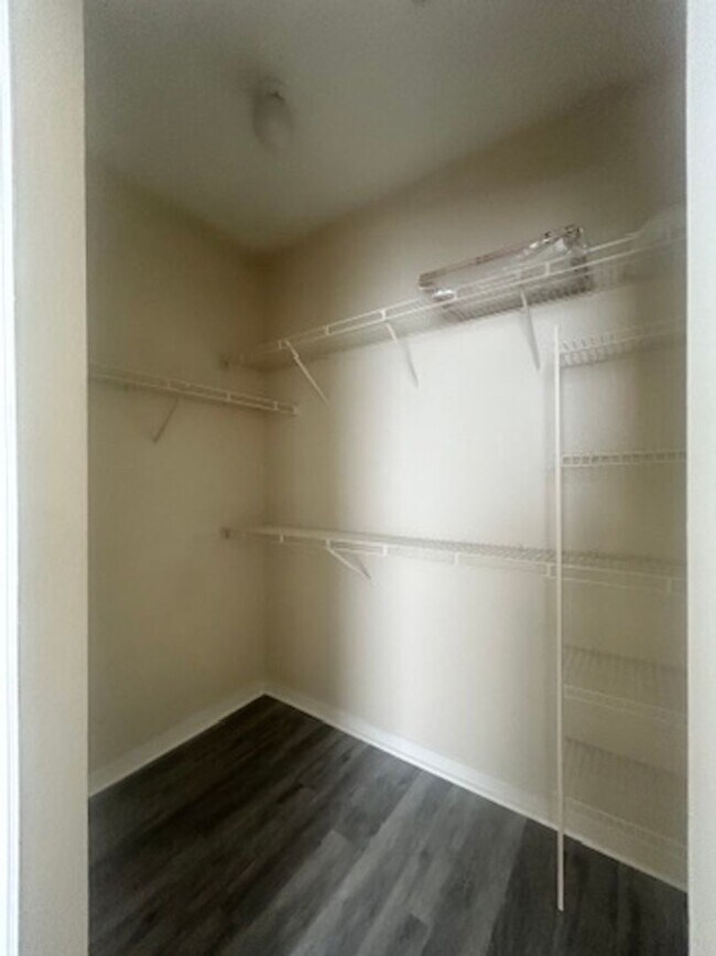 Building Photo - RIVERVIEW: Allegro Palms - Gated Community...