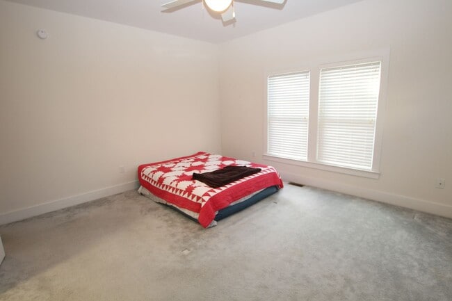 Building Photo - Impeccably maintained, custom-built home located in the sought-after Bay Breeze Estates community.