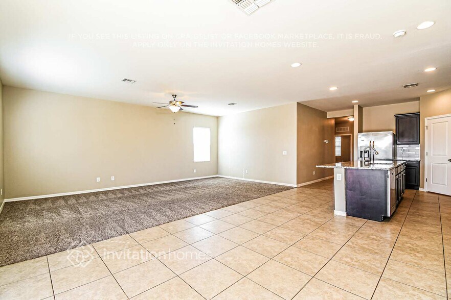 Building Photo - 30461 N Opal Dr