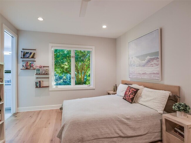 Building Photo - 4704 Monte Carmelo Pl