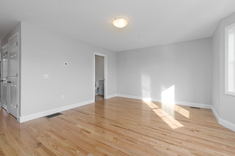 Building Photo - 23 Karatzas Avenue