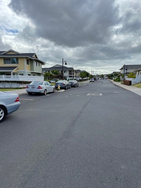 Building Photo - 801 Kakala St