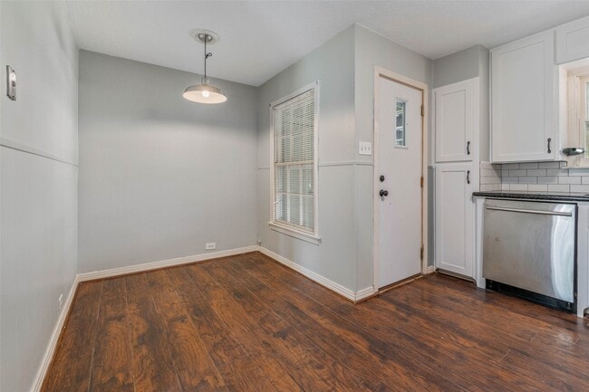 Building Photo - 1113 Felder