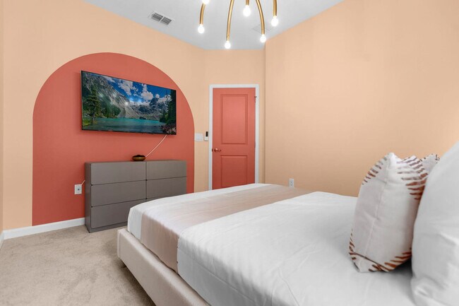 Building Photo - 221 Ballo Dr