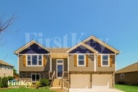 Building Photo - 811 S Sunset Ln