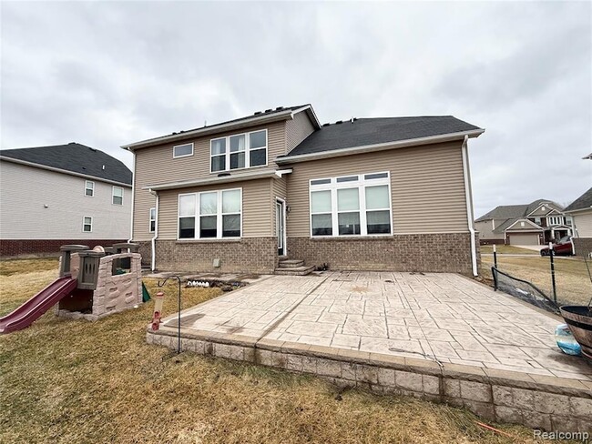 Building Photo - 2274 Findley Cir