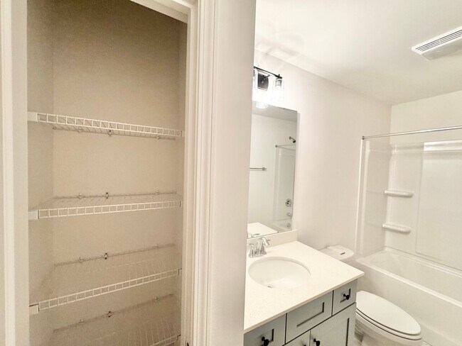 Building Photo - Kensington Community in China Grove! NEW 3 br 2.5 ba Single Family Home