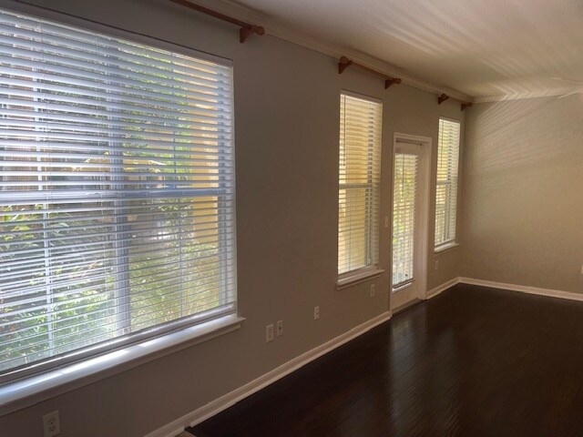 Living Room - 860 N Orange Ave