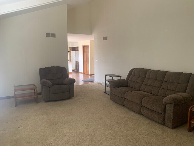 Building Photo - 4790 N 186th St