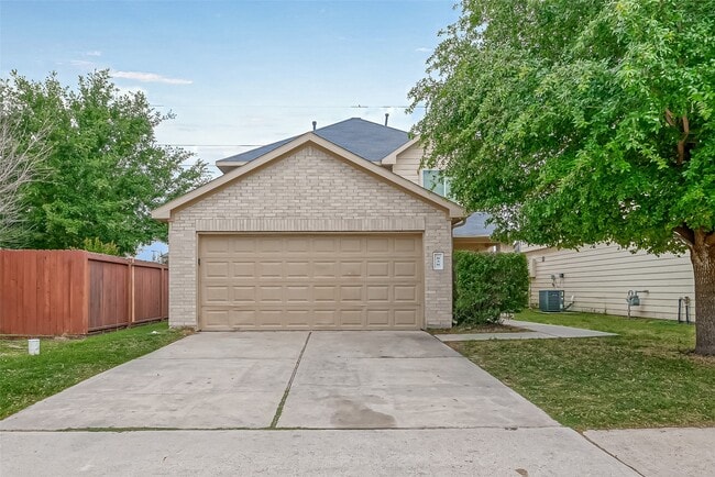 Primary Photo - 838 Darbydale Crossing Ln