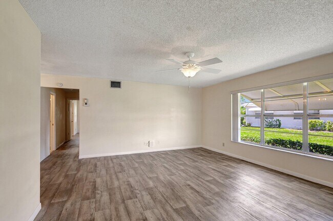 Building Photo - 903 Savannas Point Dr