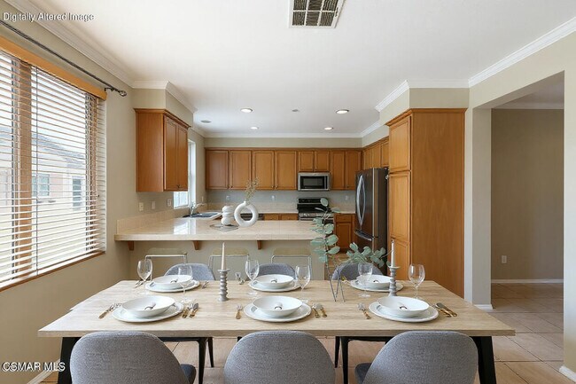 Building Photo - 84 Via Katrina