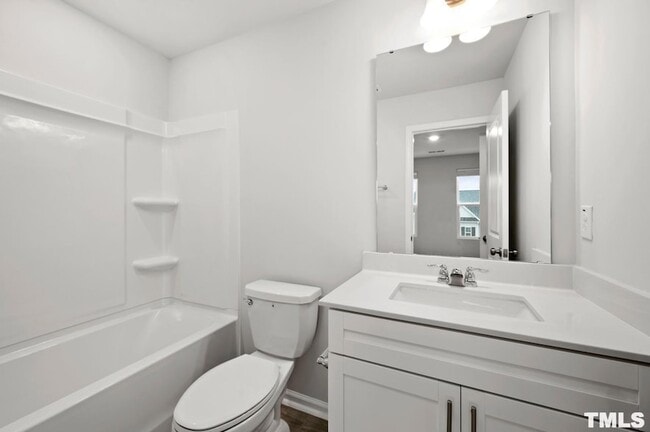 Building Photo - 742 Cormiche Ln