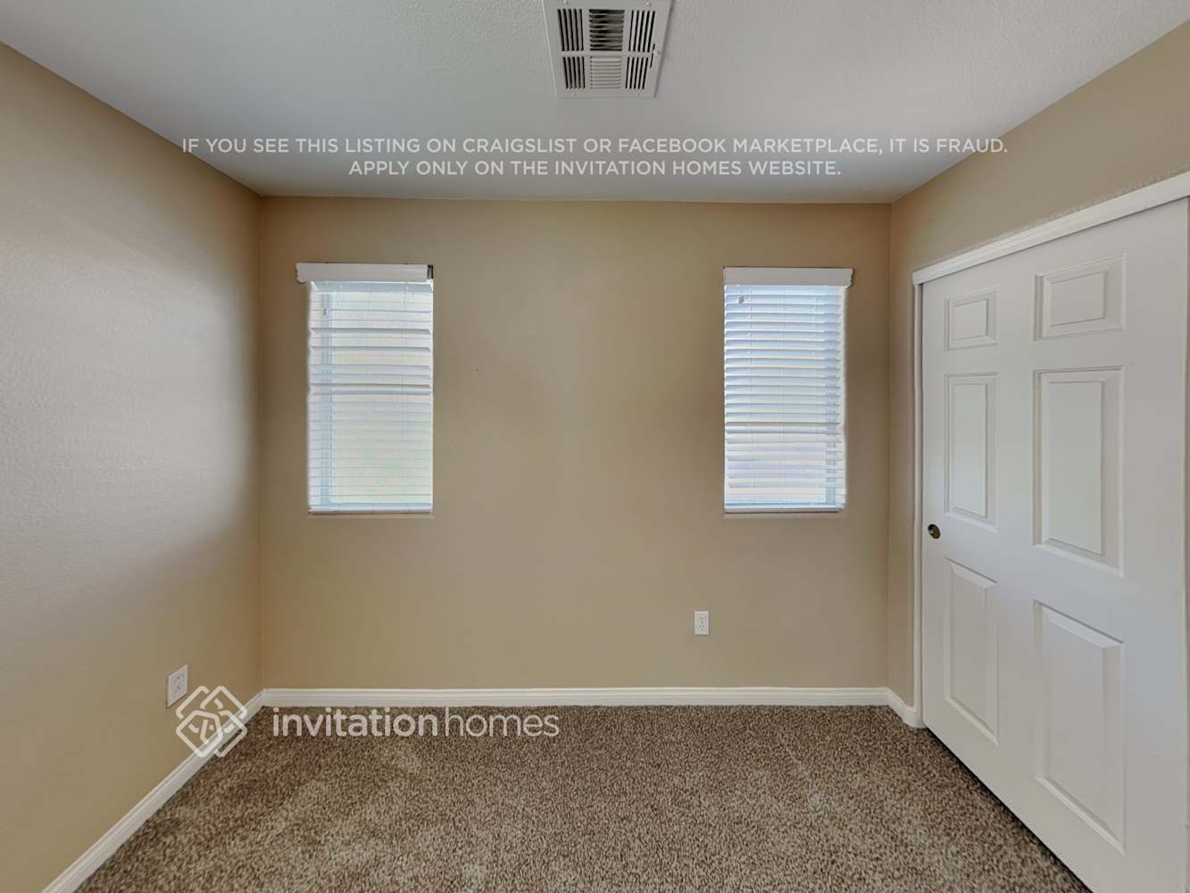 Building Photo - 9180 Giardino Villa St