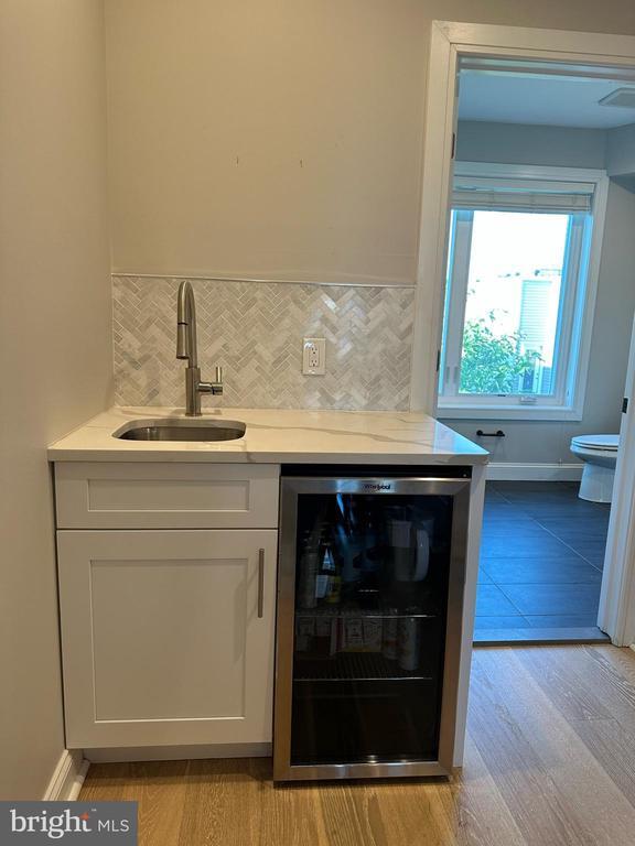 Building Photo - 1937 Gerritt St