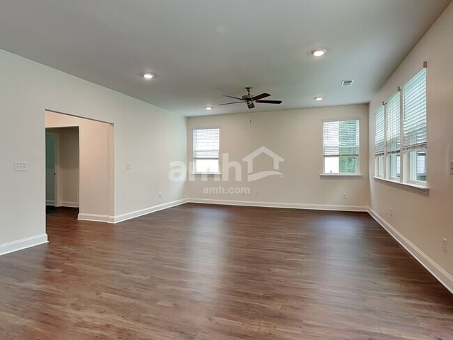 Building Photo - 609 Rivermist Drive