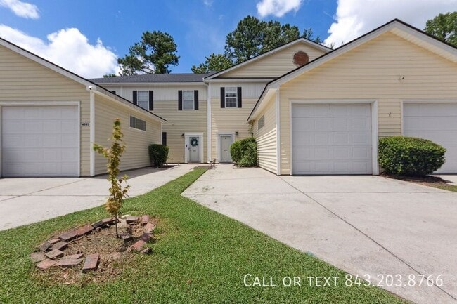Building Photo - 4585 Great Oak Dr