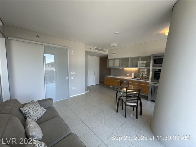 Building Photo - PARTIALLY FURNISHED 8TH FLOOR 1 BED 1 BATH
