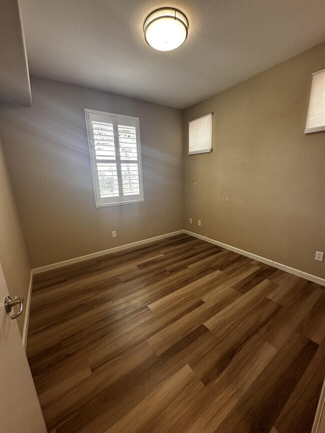 Building Photo - 1344 Paizay Pl
