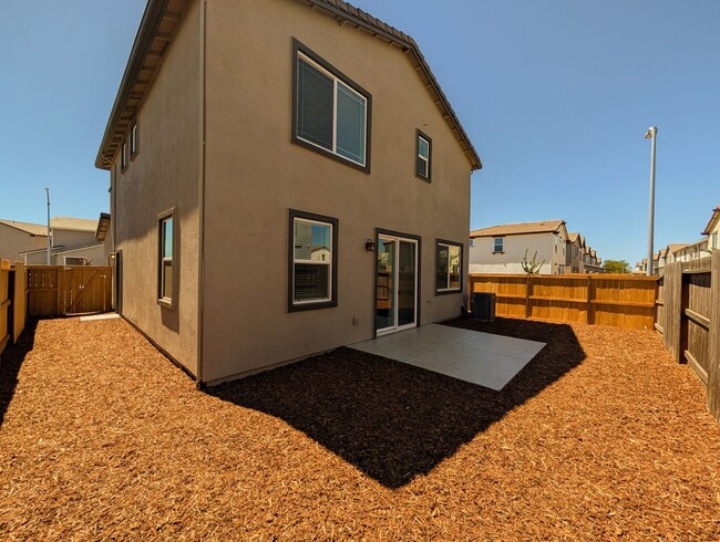 Building Photo - Beautiful Brand New Construction / Single ...