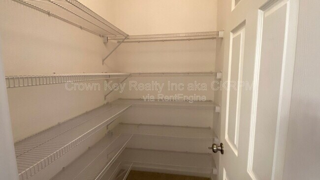 Building Photo - 2978 Jackson Ave