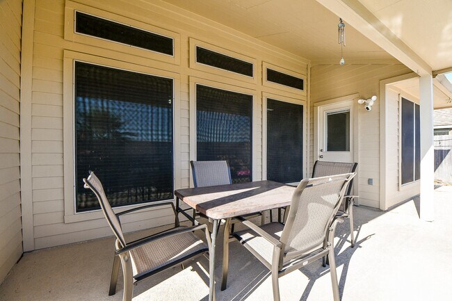 Building Photo - 9107 Fernwillow Dr