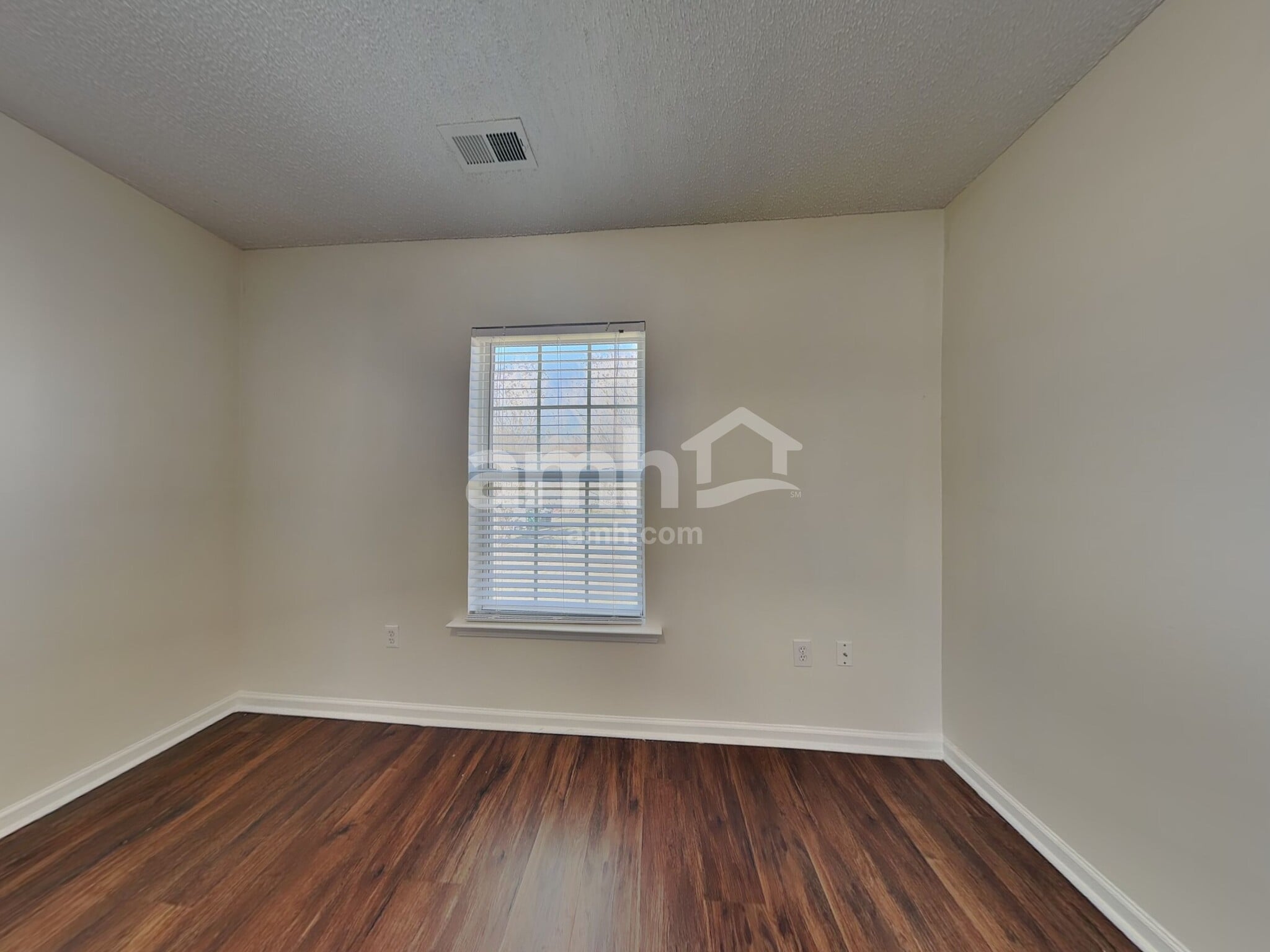 Building Photo - 10126 Illoria Dr