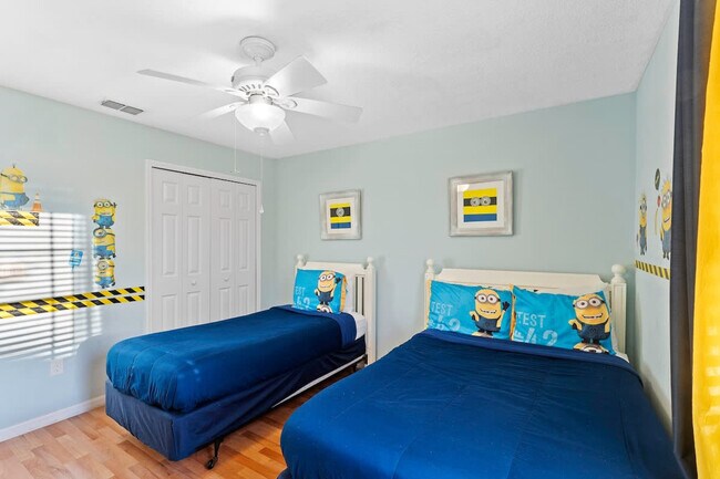 Building Photo - 481 Las Fuentes Dr
