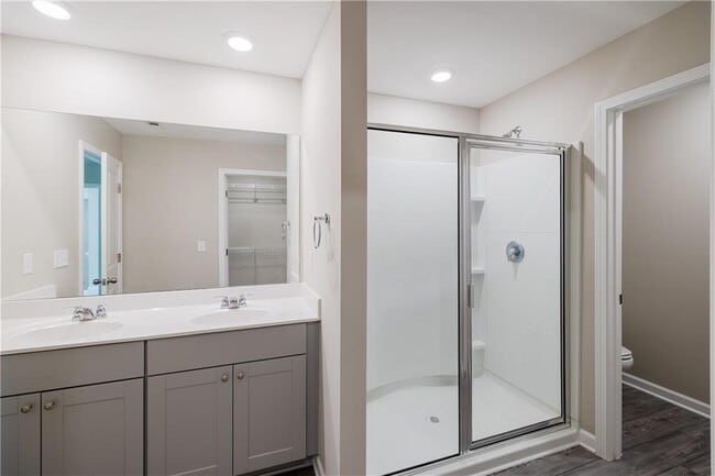 Building Photo - 2088 Nuthatch Dr