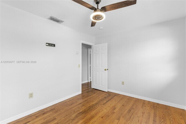 Building Photo - 11610 NW 43rd St