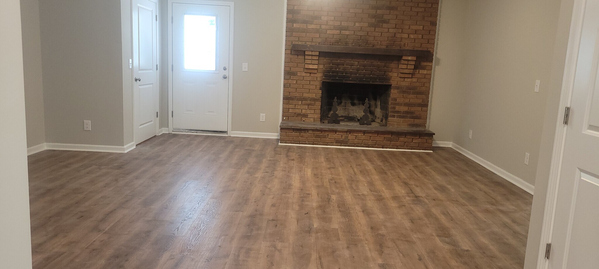 Building Photo - 216 Legion Dr