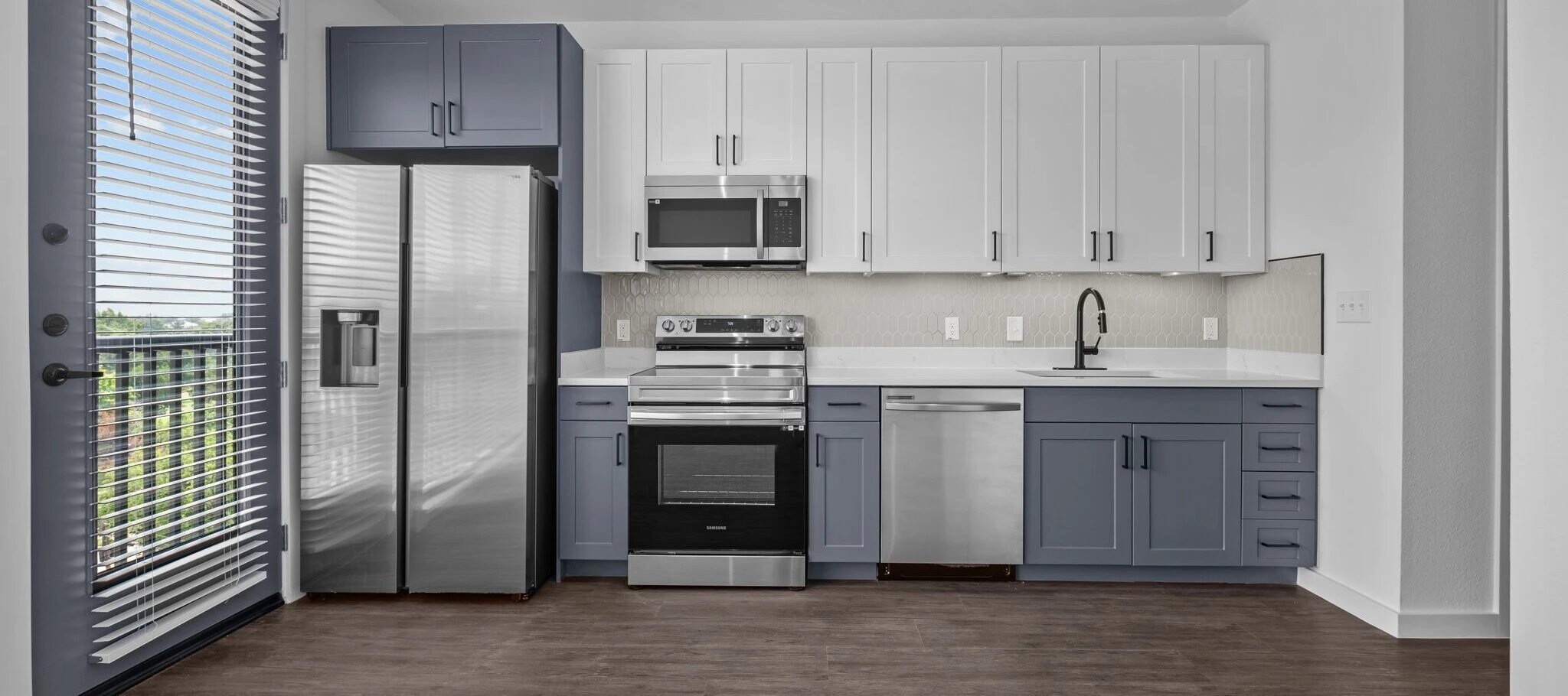 Building Photo - 1100 N Zang Blvd