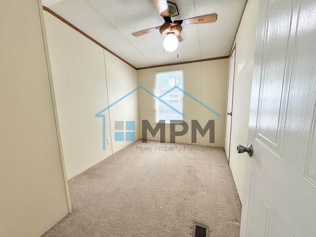 Building Photo - 412 Balboa Dr