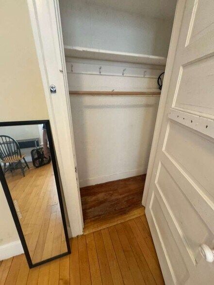 Building Photo - 80 Florence St