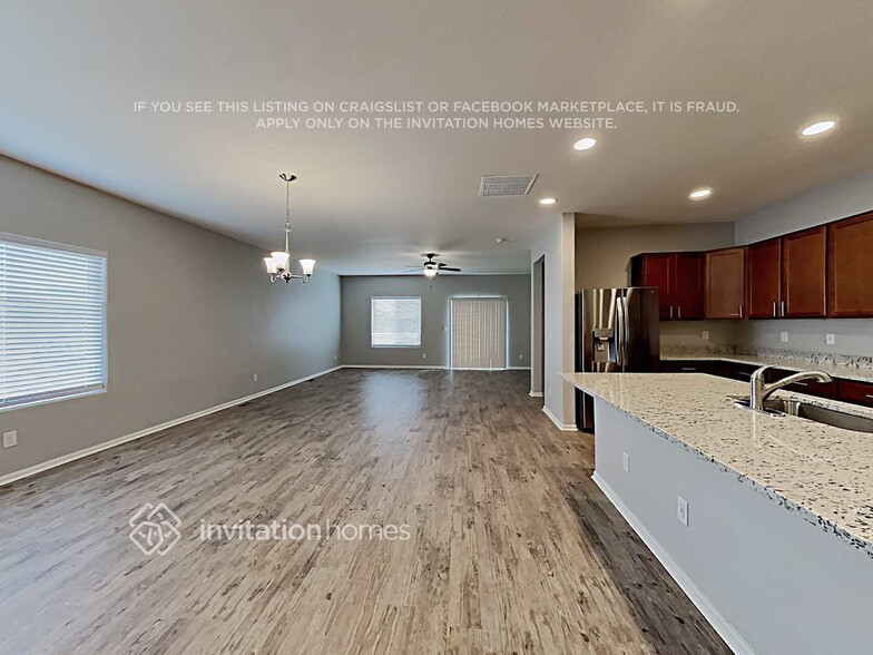 Building Photo - 9939 Thunderbolt Trail