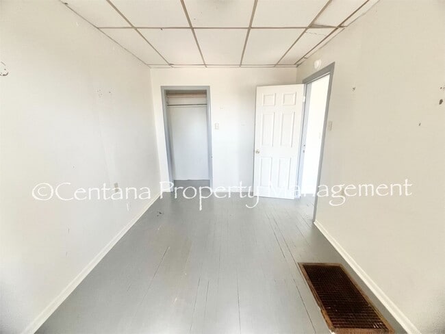 Building Photo - 648 S Colorado St