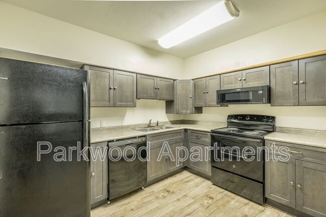 Building Photo - 203 4th St