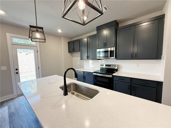 Building Photo - 5704 Urban Vlg Wy