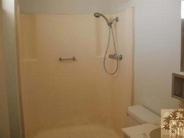 Building Photo - 13500 Hermano Way