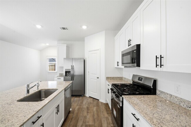 Building Photo - 3014 Liams Tower Ln.