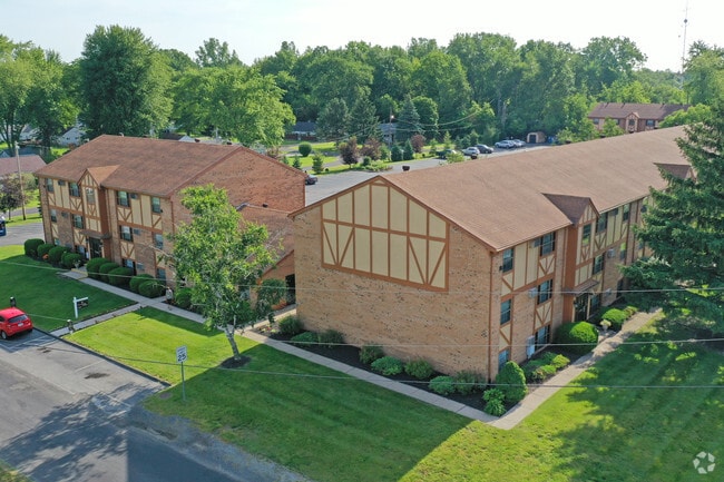 Building - Kensington Place Apartments
