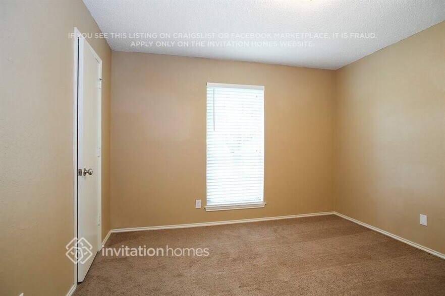 Building Photo - 6410 Walnut Springs Dr