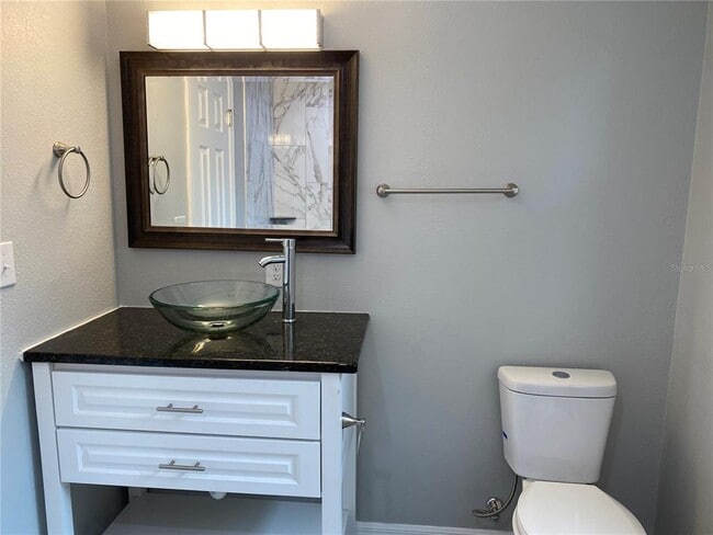 Building Photo - 38415 9th Ave