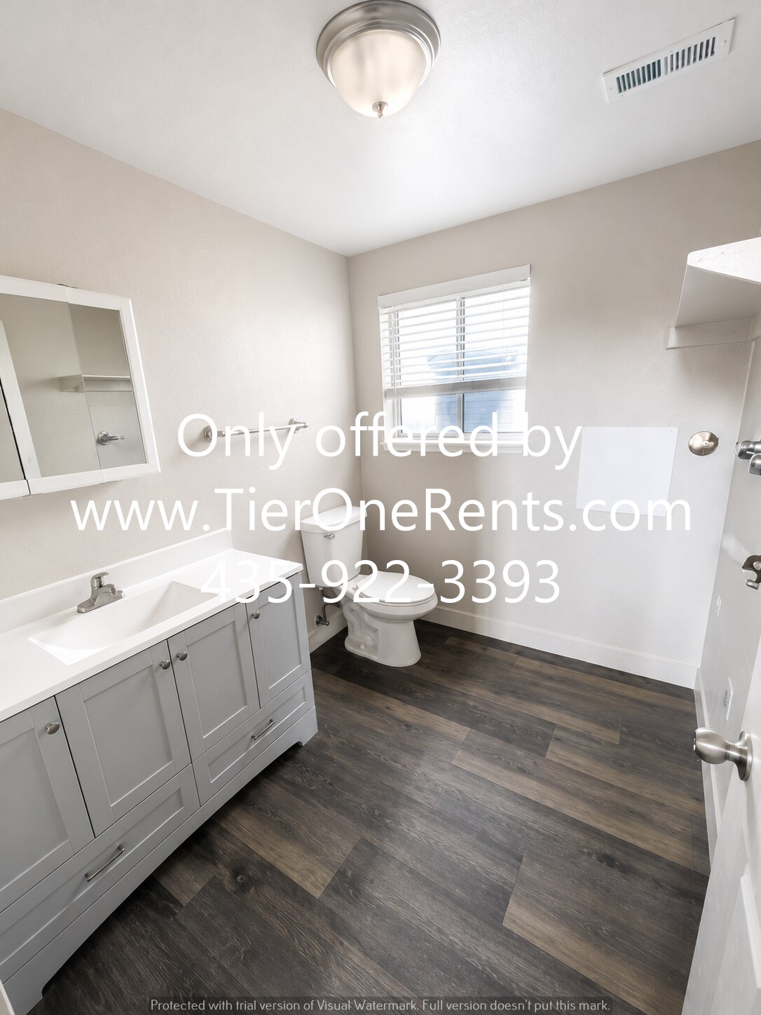 Building Photo - This property offers a NO DEPOSIT option available for qualified renters!
