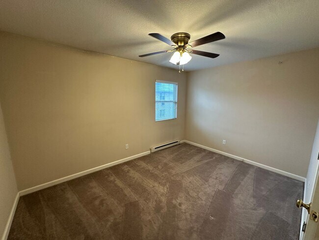 Building Photo - 3649 Indian Run Dr