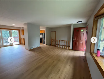 Building Photo - 6990 Redwing Ln