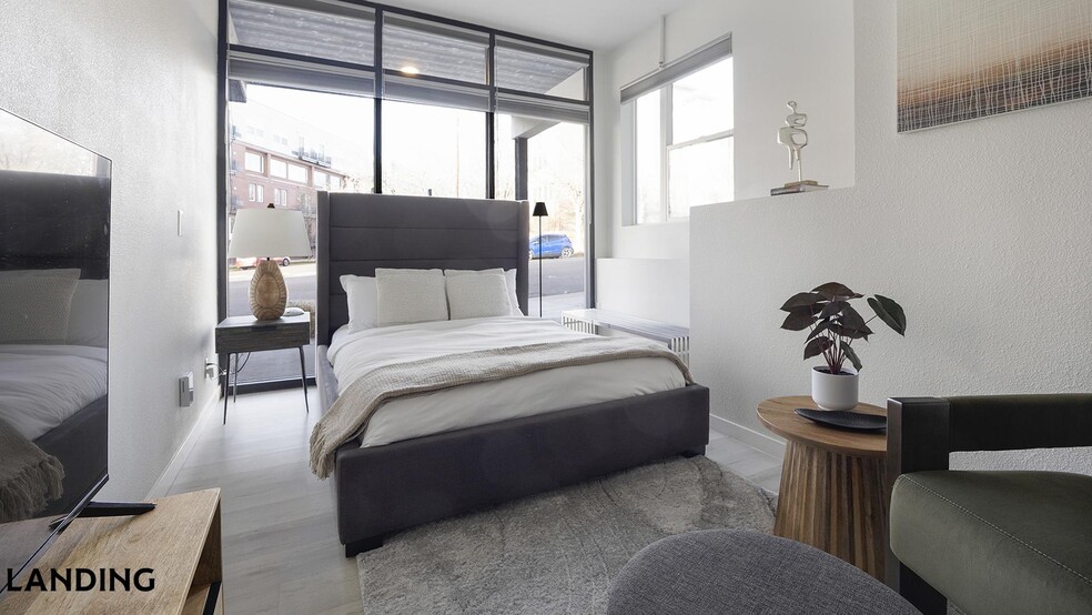 Building Photo - 3024-3024 Zuni St