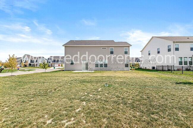 Building Photo - 15648 W Rail Dr