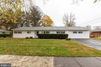 Building Photo - COMING SOON In Brookside Park